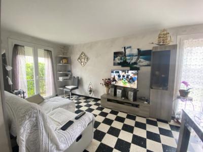 Limoux-quiet Area-3 Bedroom Villa