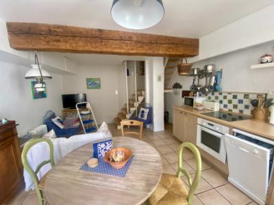 At The Foot Of The City: Charming House With Garage And Detached Garden