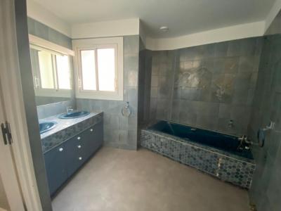 Spacious 2-story Villa In Limoux - 4 Bedrooms, Garage, Large Basement