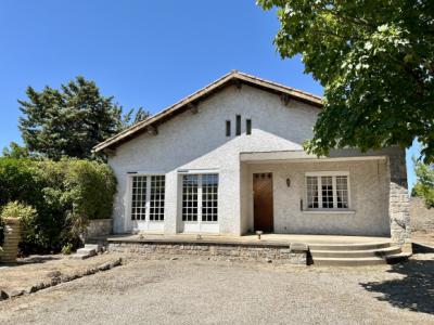 Village Est De Carcassonne: Charming Pp House With Shed And 1600 M2 Park