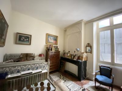 Limoux City Center, Large Bourgeois Apartment, Many Renovated Character Features.