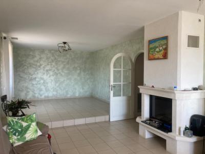 Carcassonne-limoux Axis, 4-bedroom Villa, Swimming Pool, Garage And Terraces.
