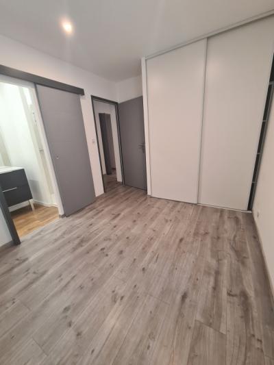 Limoux City Center, In Small Quiet Building, Renovated T2