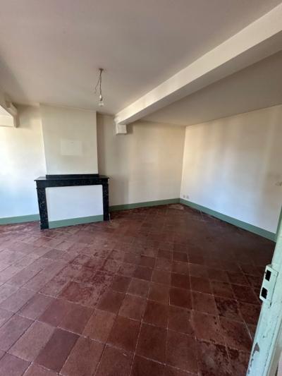 Spacious 2-bedroom Apartment On The Second Floor