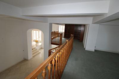 Limoux - Rare - Exceptional Apartment Of 202m2 Living Space - Terrace Of 115m2 - In Building With El