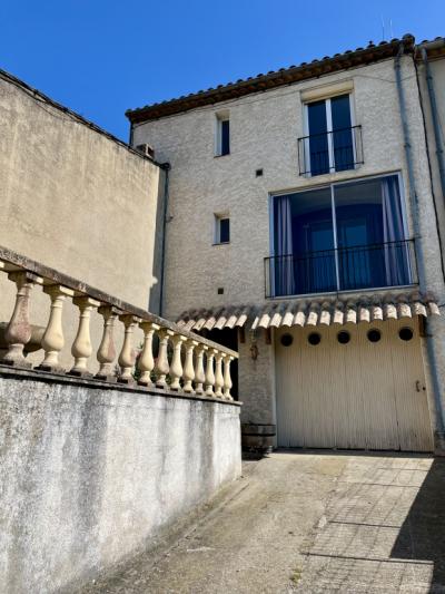 Village Carcassonne Ouest: 1970s House With Garages, Terrace And Small Garden