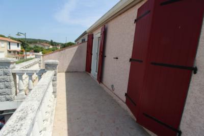 Pieusse - Villa On 374 M2 Of Land