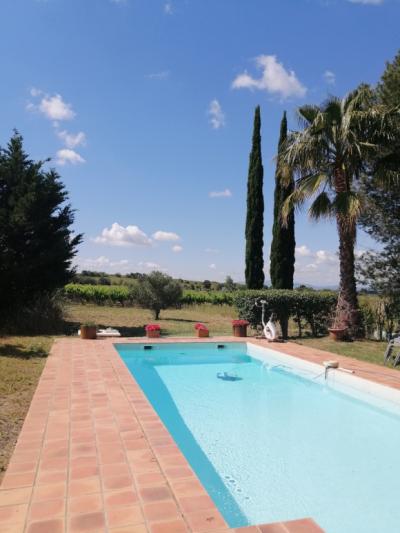 Gruissan, 3km From The Beaches, Renovated Character House With 5 Bedrooms, On A 2.5 Hectare Park, Wi