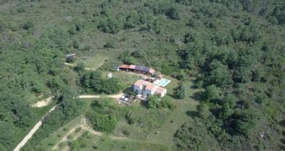 Exceptional, 23-hectare Estate, Recent 135 M2 Villa With Breathtaking Views Of The Pyrenees