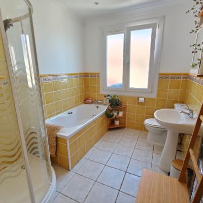 Village Near Limoux - Single-story Villa Of 150m2 Living Space - Garage - Swimming Pool - 3000m2 Plo