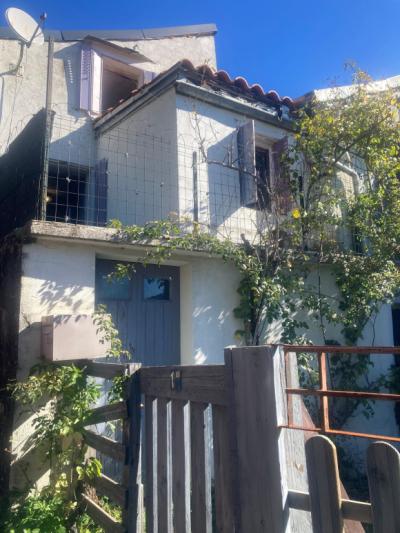 Black Mountain, House With Terrace, Garden And Superb View.