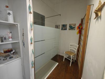 3 Km From Esperaza - Spacious, Dual-aspect Village House.