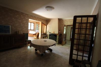 Country House With 18,000m2 Of Land