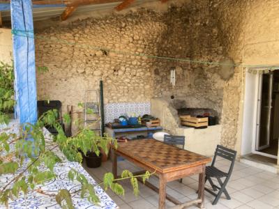 In A Village With All Amenities On The Carcassonne/limoux Axis, 3-bedroom House, Garage, Garden, And