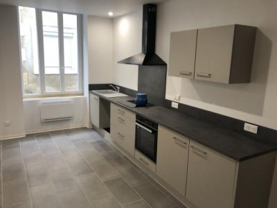 St-hilaire - House T4 - Entirely Renovated - Quiet Environment