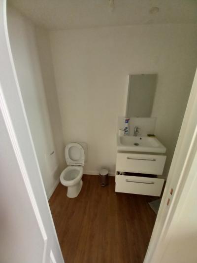 Pretty Furnished Studio Of 24m2 On The 1st Floor Completely Renovated