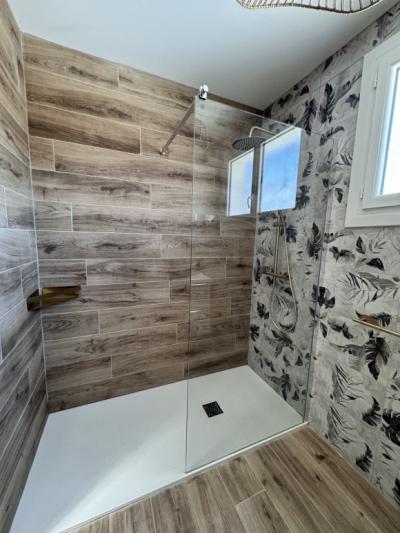 Very Beautiful Renovated 5-room House With Large Terrace, Garden And Garage