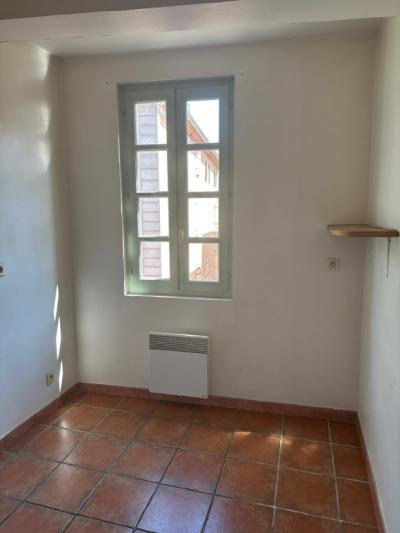 Spacious 2-bedroom Apartment On The Second Floor