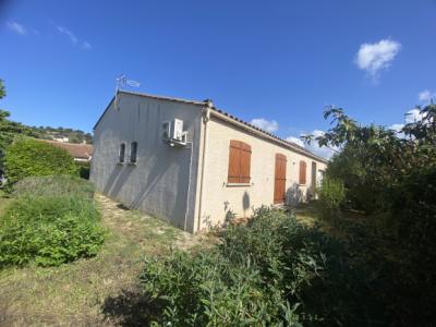 Single-story Villa In Limoux, Flassian District