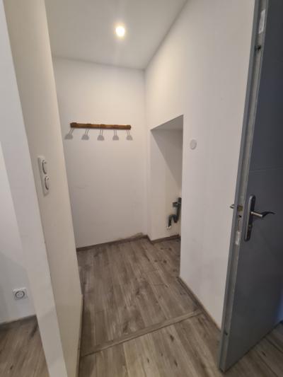 Limoux City Center, In Small Quiet Building, Renovated T2