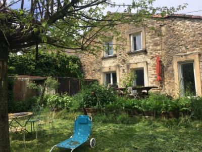 Black Mountain, Renovated House With Garden, 4 Bedrooms.