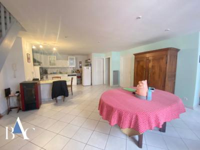 Limoux Centre- Spacious Renovated Town House With Workshop And Shed. 117m2 Of Living Space. Low Prop