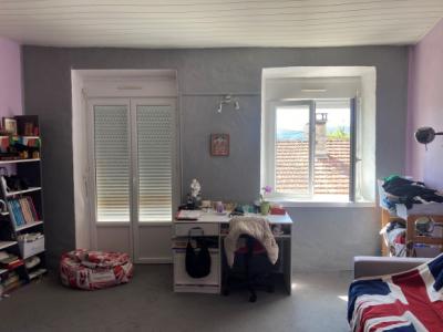 In A Village With All Amenities On The Carcassonne/limoux Axis, 3-bedroom House, Garage, Garden, And