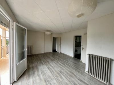 5-room Apartment With Balcony, Cellar And Parking
