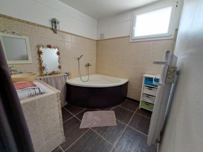 4-room House - Large Garden - Garage - Easy Parking