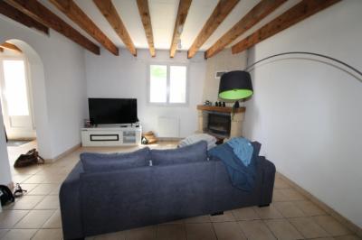 10km From Limoux, Large Garage, Large Garden, T3 Apartment + Apartment To Renovate