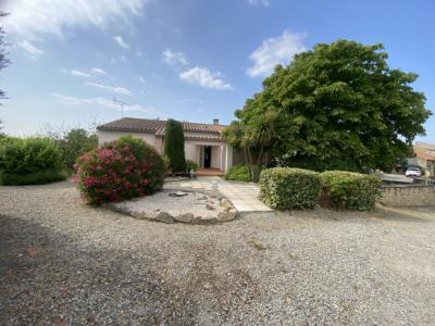 Near Limoux - Single-story Villa And Building With Hangar And Rented Apartment