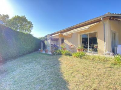 Limoux, Villa On 5000m2 Of Land Near Town Center