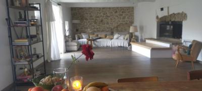 Bugarach, Very Large Old House With Garden And Breathtaking View Of Nature, Tastefully Renovated