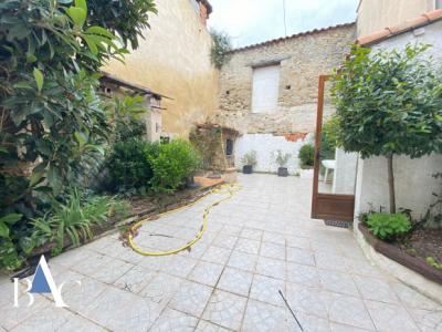 Razes Village, Village House With Courtyard