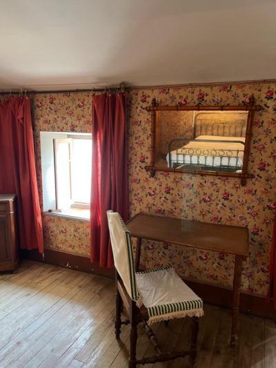 Exclusive - House With Great Potential And Garden In The Center Of Couiza