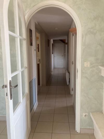 Carcassonne-limoux Axis, 4-bedroom Villa, Swimming Pool, Garage And Terraces.