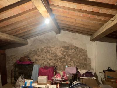 Aragon, Village House With Garage, Garden, Summer Kitchen, Convertible Attic.