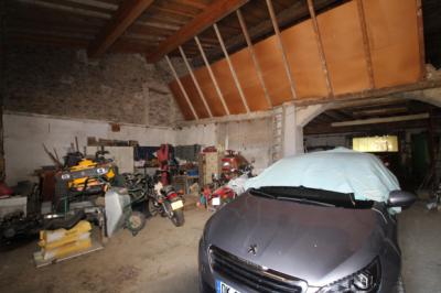 10km From Limoux, Large Garage, Large Garden, T3 Apartment + Apartment To Renovate