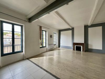 Bastide: 103 M2 4-room Apartment With No Overlooked Views