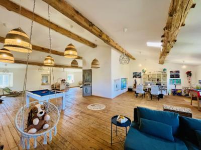 Carcassonne/narbonne Axis: Magnificent 430 M2 Mansion With Outbuildings And Garden