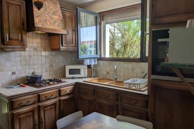 Houses For Sale - 5 Rooms - 79 M2