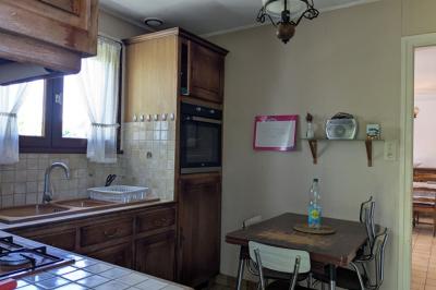 Houses For Sale - 5 Rooms - 79 M2