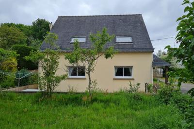 Houses For Sale - 4 Rooms - 93 M2