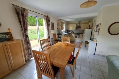 Houses For Sale - 4 Rooms - 93 M2