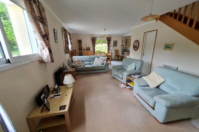 Houses For Sale - 4 Rooms - 93 M2