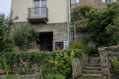 Houses For Sale - 7 Rooms - 152 M2