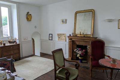 Houses For Sale - 7 Rooms - 152 M2