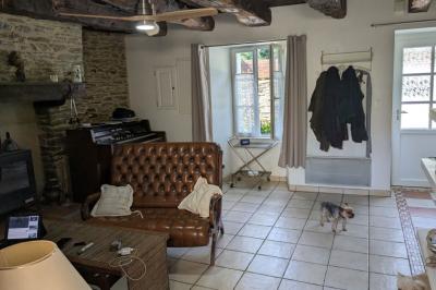 Houses For Sale - 7 Rooms - 134 M2