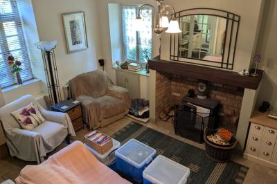 Houses For Sale - 5 Rooms - 110 M2