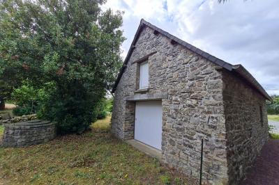 Houses For Sale - 5 Rooms - 106 M2